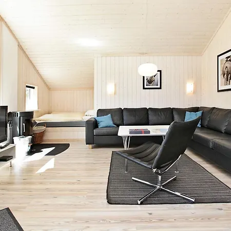 Baltic Escape For Large Groups Tatil Evi